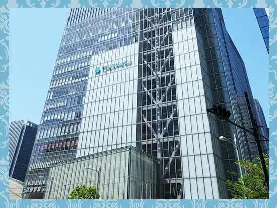 土日祝休みで夏季・冬期には9連休もあるので、家族や友人と予定を合わせて国内外の旅行なども楽しめます