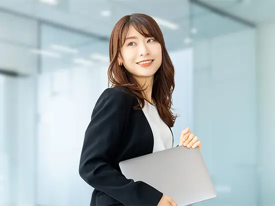 日本生命100%出資の安定性があります。