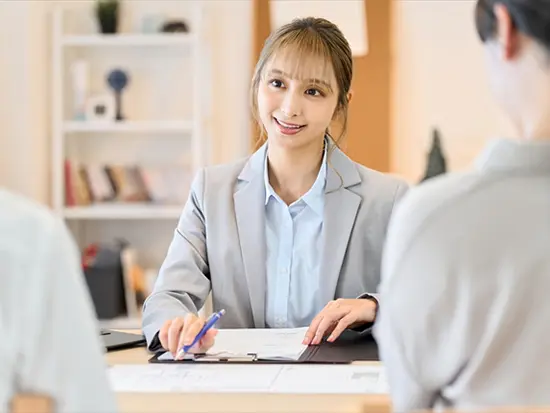 売り込む営業ではなく「買い取る」ことがお仕事！お客様との信頼関係を大切にしながら働けます。