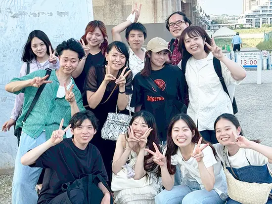 社内の交流の機会は豊富で活気ある職場です！　女性スタッフも大活躍中♪