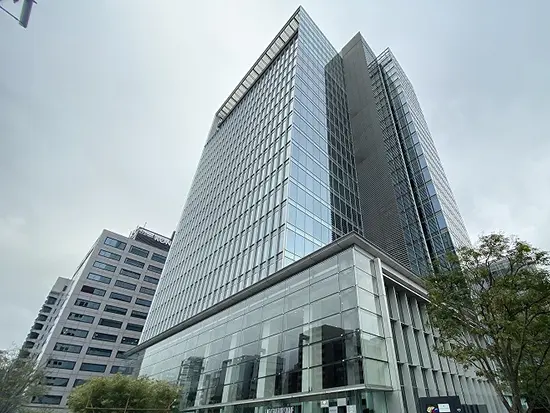 大手商社「阪和興業」100%出資のグループ企業で、鉄構事業を中心に社会を支えています。