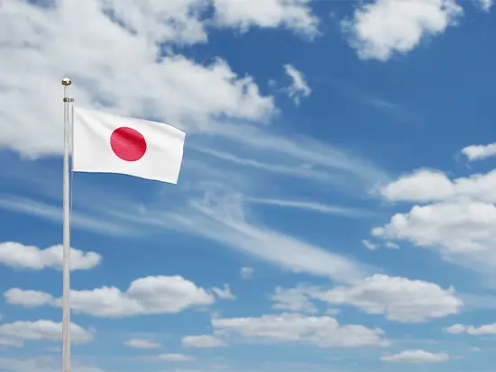 国家公務員としてあなたの経験を活かしてみませんか？中途入職者も多数活躍中