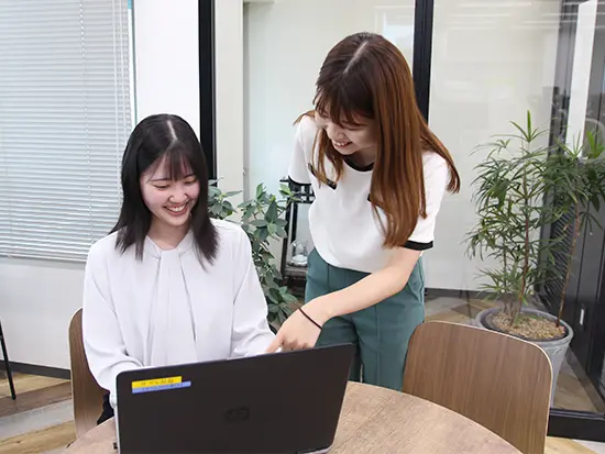 女性社員多数活躍中！イチからレクチャーするので、未経験の方も安心してご応募ください◎