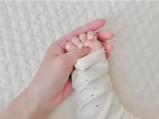 「手の」ぬくもりまでも伝えたい。