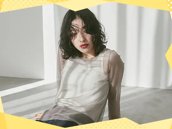 自社アパレルブランド「hunch」「Noia」を展開中！多くの女性に愛されているブランドです。
