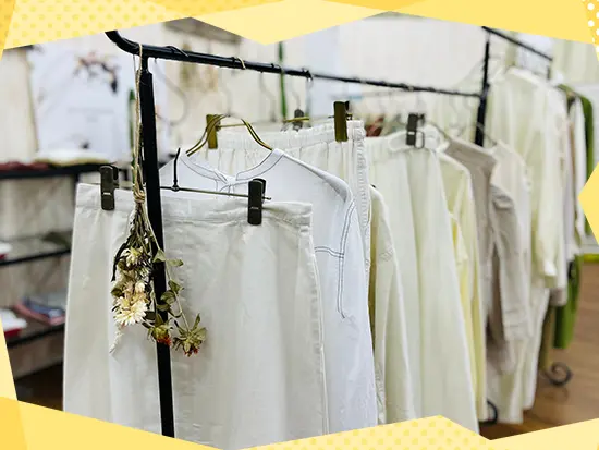 社割でグループブランドの商品を割引で購入可能！洋服からカバンまで多彩な商品に使用できます！