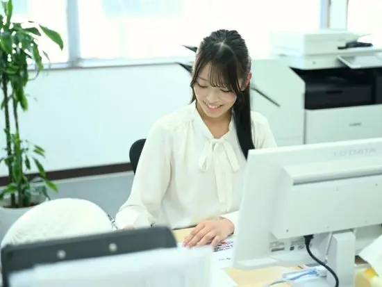 土日休みでプライベートも充実◎産育休の実績もあり、ライフステージの変化も安心です