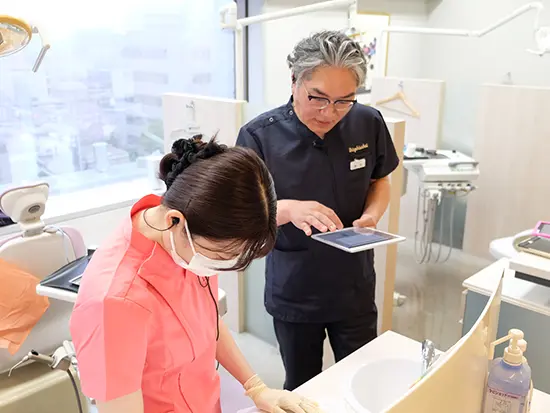 残業は年間1時間未満とほとんどなく、プライベートの時間も充実します！