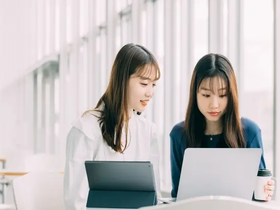 働きやすさ抜群◎残業ほぼなし＆年休121日！プライベートを大事にした働き方が叶います♪