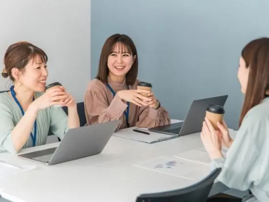 働きやすさは人間関係も重要なので、仕事のしやすい雰囲気作りも心がけてます！