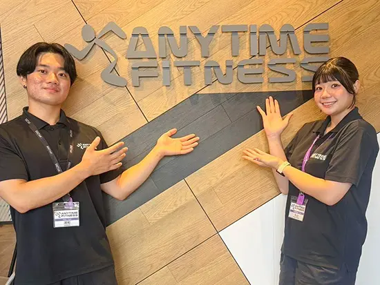 各事業で20代女性が多く活躍中！ 未経験の方がほとんどです！