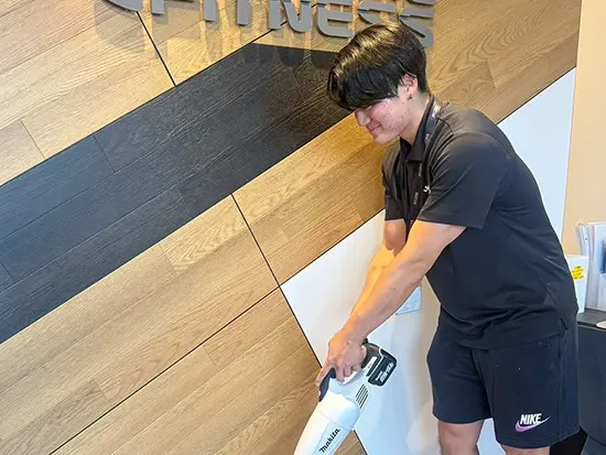 運動が苦⼿な⽅でも⼤丈夫！店舗管理や⼈材育成のスキルが⾝につきます！