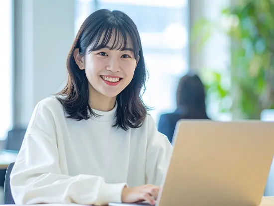 システム開発を通じて、多くの人の役に立つシステムを生み出す