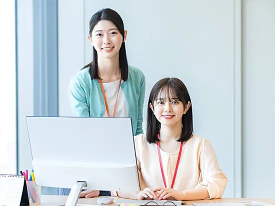 20～50代まで幅広いメンバーが活躍中！第二 新卒の方やブランクのある方も大歓迎です。