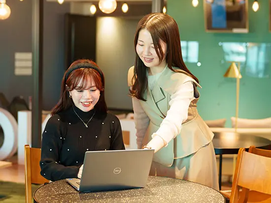 分からないことがあれば、気軽に質問や相談ができる雰囲気です！