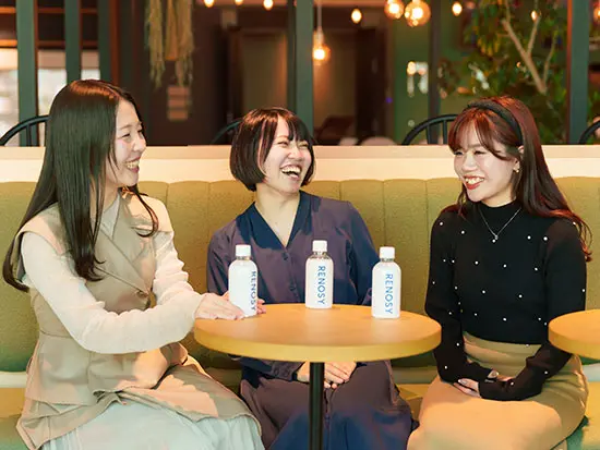 20～30代が活躍中！社内はいつも活気にあふれています