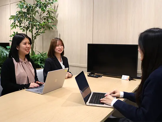 協力し合う風土が根付いているので、安心して業務に取り組めます◎