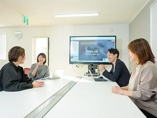 社員同士の仲も良く、女性社員が多数活躍中◎働きやすい環境です。