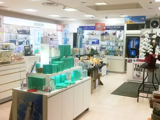 髪色・ネイルなどは自由◎オシャレを楽しみながら、好きなスタイルで自分らしく働けます♪