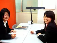 女性の少ない職場ですが、女性の感性が必要な職場でもあります。