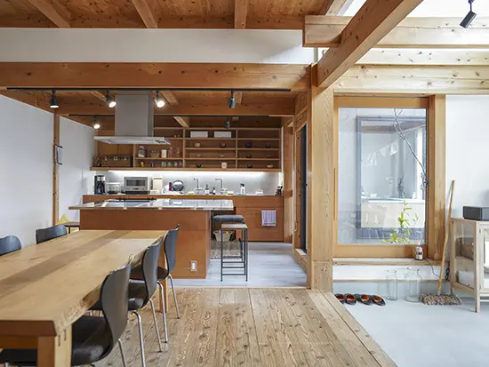 おしゃれなキッチンで、休憩中は自由にリラックスできます♪