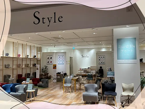 ショッピングモール全体の閉店時間にあわせて、お店自体も閉店となるため、残業はほとんどありません！