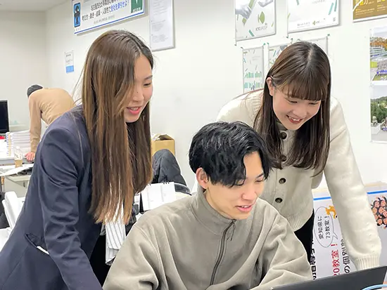 多彩なビジネスを展開する当社グループ。福利厚生や待遇面もご安心ください！