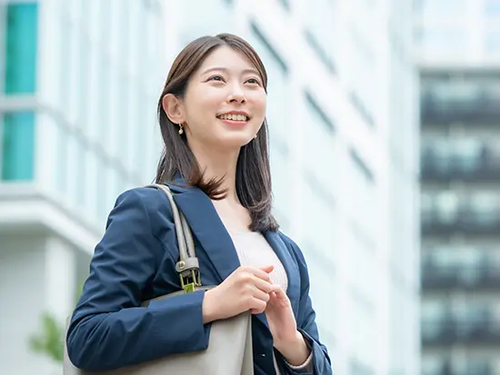 銀座周辺の好立地オフィスは、カフェやショッピング施設が豊富で好評です。仕事のモチベーションもアップ♪