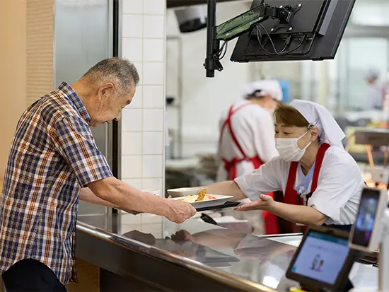 利用者様とコミュニケーションをとる機会は豊富。やりがい持って働けます。