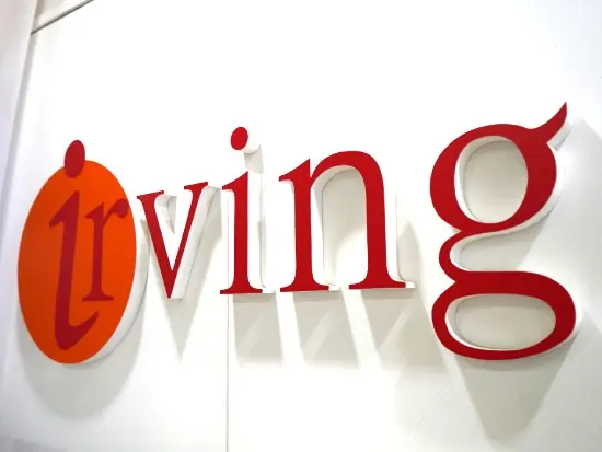 【革新的なエンターテインメントを創造する】ともに未来を創り出しましょう！