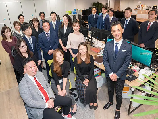 基本定時退社で家庭の時間も大切にできる職場。子育てと両立しながら、安心して長く働けます！