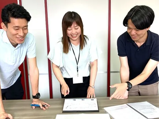 土日祝休み・年休120日～・残業ほぼなし。無理なく続けられる働き方です♪