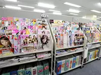 社内には、さまざまなジャンルの最新号を取り揃えています。常に新しい情報を各誌から吸収しています！