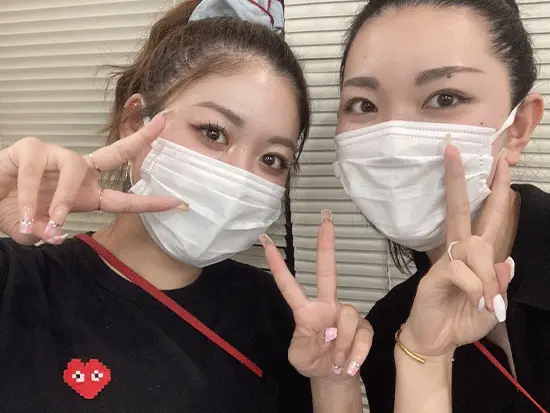 ネイル・ピアス・髪色自由！あなたらしさ全開で働けます！