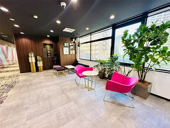 20代～30代のメンバーが活躍中!代表も若いため、気兼ねなく相談や提案ができます。