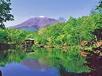浅間山を望み、美しい自然をそのままに生かしています。