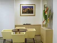 松下グループの下で人と企業を繋ぐビジネスを展開しています。