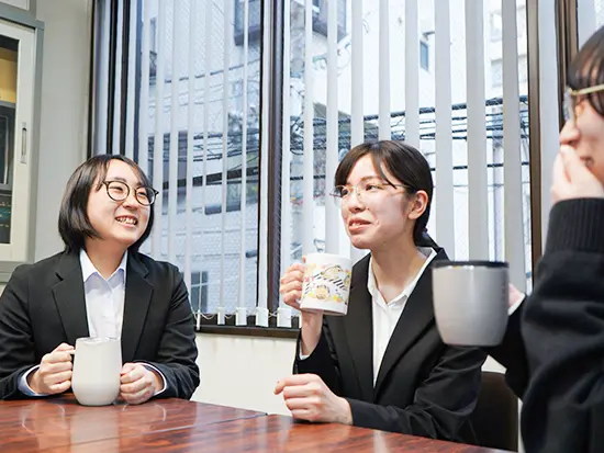 おだやかな雰囲気の職場で働けます◎