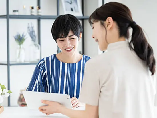 お客様の肌悩みに寄り添う仕事♪美容知識を深めてお客様も自分自身もさらに美しく！
