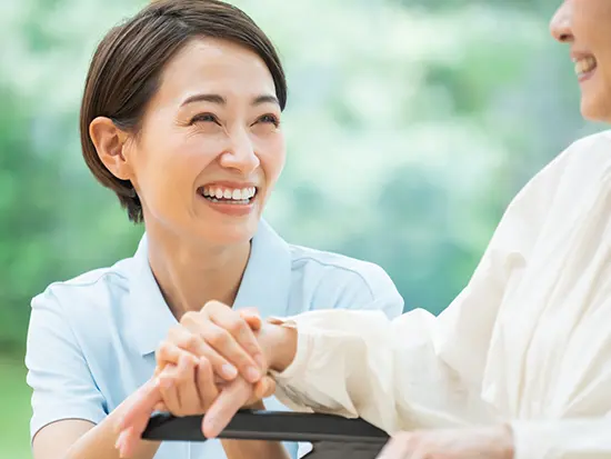 【看護助手】ライフスタイルに合わせた働き方ができます。勤務日数・勤務時間もご相談ください。