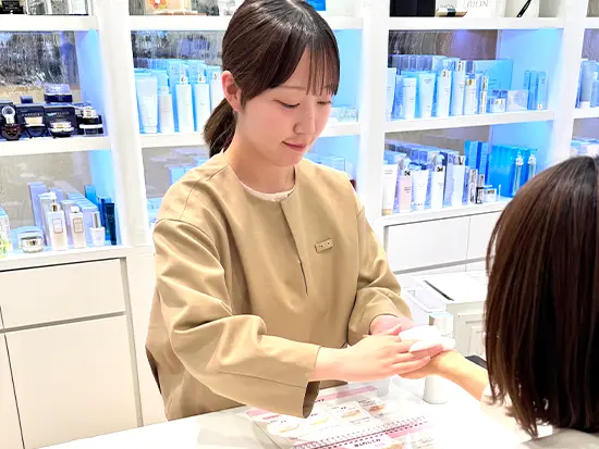 ノルマがないからお客様に寄り添えます【店長/Kさん】