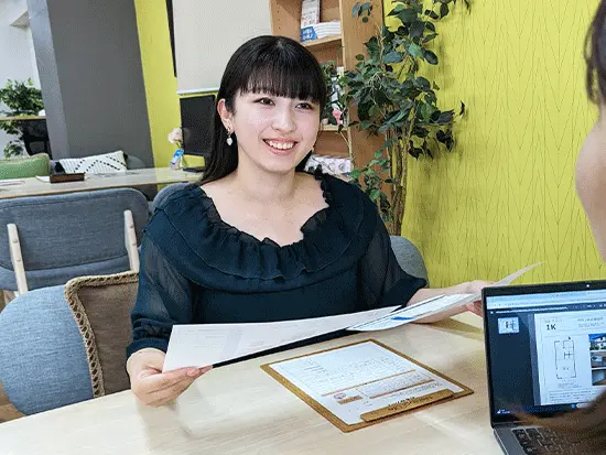 笑顔でコミュニケーションを楽しめる仕事です♪
