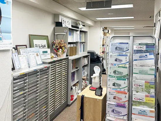 完全週休2日制（土日祝）で年間休日は120日程度！残業もほぼないので、メリハリをつけて働けます♪