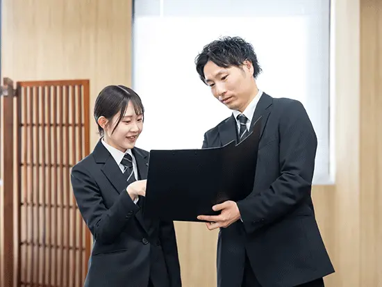 一つの葬儀に多くの人の想いと技術が込められています