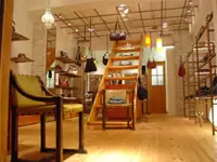 インポートバッグ専門のセレクトショップ『upstairs』(表参道)