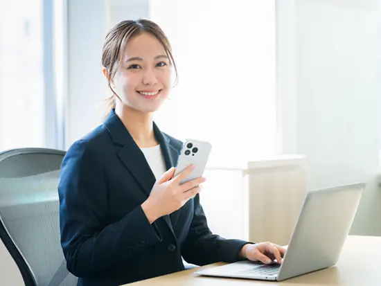 約半年間の手厚い研修と先輩のサポートがあるため、未経験から一生モノの保険の知識が身につきます！