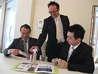 お客様の要望やアイデアはスタッフ同士で共有しています。