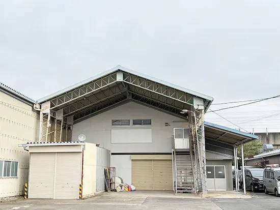 窓も扉も間仕切りも手がける、建具工事のスペシャリスト！