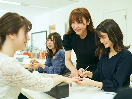 アシスタントからのスタートで、安心の講師デビュー！