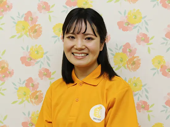 さまざまな知識が身に付くお仕事。[入社8ヶ月/ツツミ]